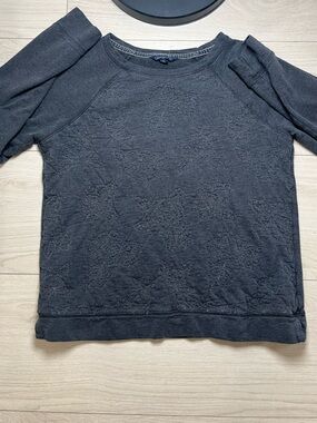 Lands' End Women's Quilted Flower Sweatshirt Charcoal Side Slits Size Small